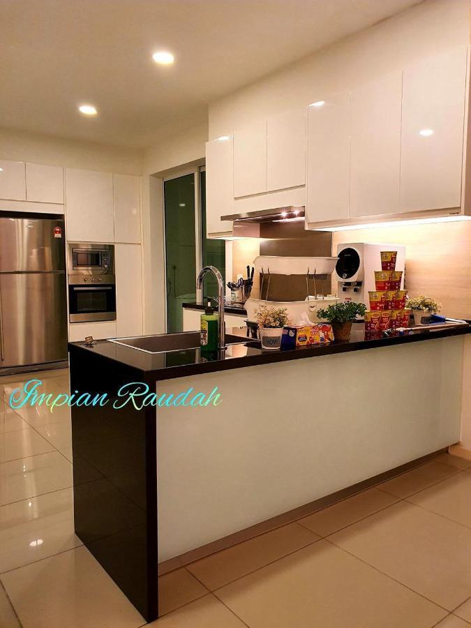 The Shore Apartment In Town-Muslim Friendly Malacca Exteriör bild